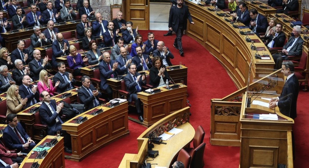 Στην αντεπίθεση η κυβέρνηση για τα Τέμπη -Στο στόχαστρο μιντιακός όμιλος πίσω από την πρόταση δυσπιστίας Στην αντεπίθεση η κυβέρνηση για τα Τέμπη -Στο στόχαστρο μιντιακός όμιλος πίσω από την πρόταση δυσπιστίας