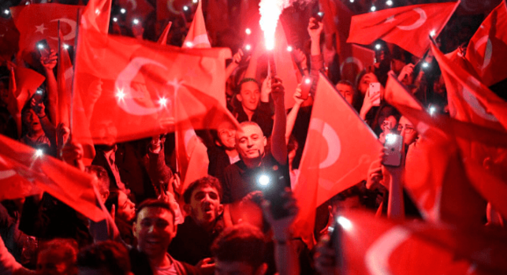 Αλλάζει το πολιτικό σκηνικό στην Τουρκία – Πού οφείλεται το ράπισμα στον Ερντογάν