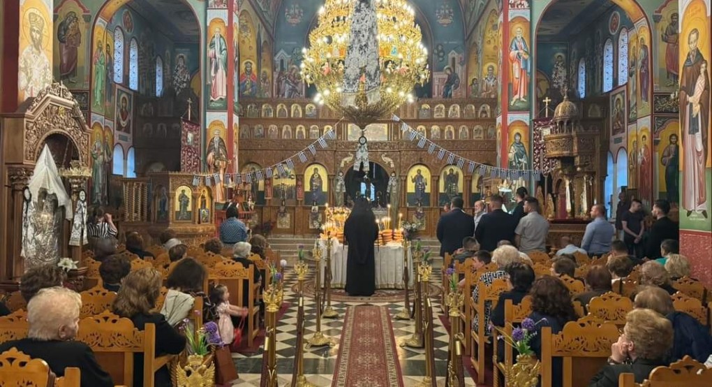 Στα Αθυρα τα λείψανα των Αγίων Ιωακείμ και Άννης Στα Αθυρα τα λείψανα των Αγίων Ιωακείμ και Άννης