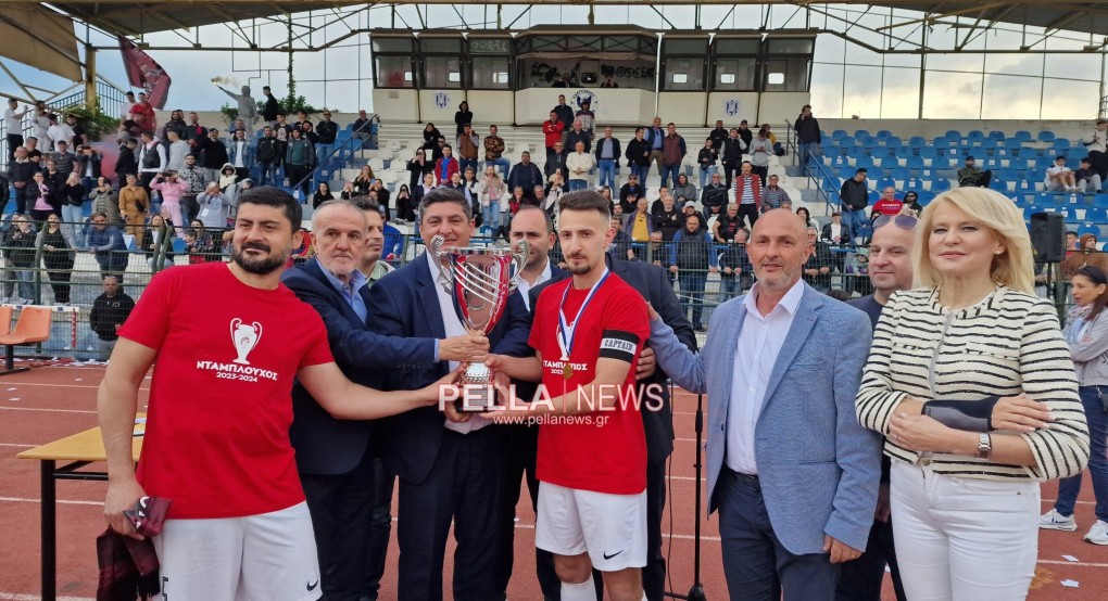 Στάθης Φουντουκίδης...περήφανος για τον Απόλλωνα Κρυας Βρύσης Στάθης Φουντουκίδης...περήφανος για τον Απόλλωνα Κρυας Βρύσης