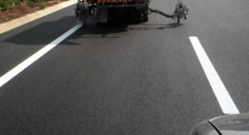 Νυχτερινές εργασίες διαγράμμισης στην Περιφερειακή Οδό Θεσσαλονίκης από την ΠΚΜ