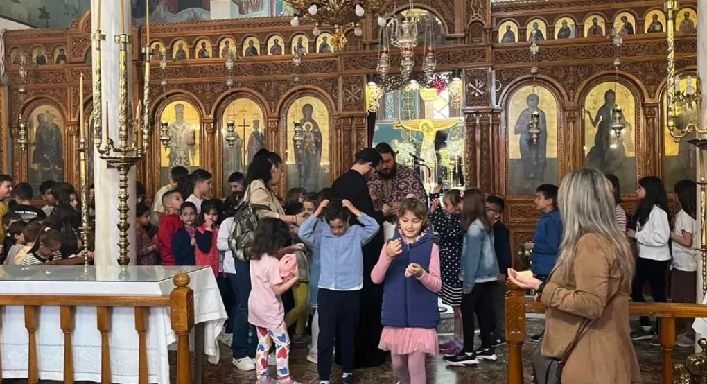 Ευχαριστήριο Ι.Ν. Αγίων Κων/νου & Ελένης Γιαννιτσών Ευχαριστήριο Ι.Ν. Αγίων Κων/νου & Ελένης Γιαννιτσών