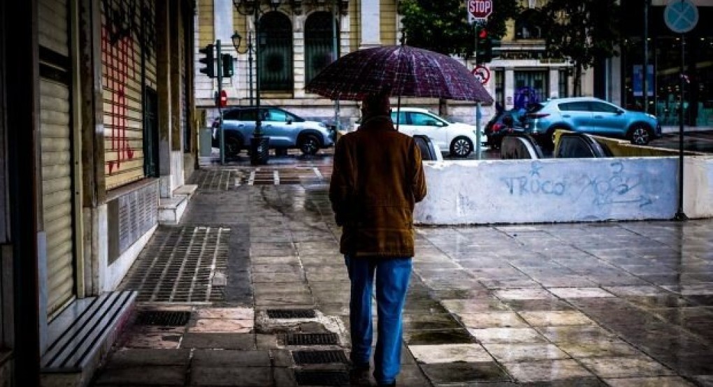Καιρός: Πέφτει σήμερα η θερμοκρασία, έρχονται βροχές, σκόνη και καταιγίδες Καιρός: Πέφτει σήμερα η θερμοκρασία, έρχονται βροχές, σκόνη και καταιγίδες