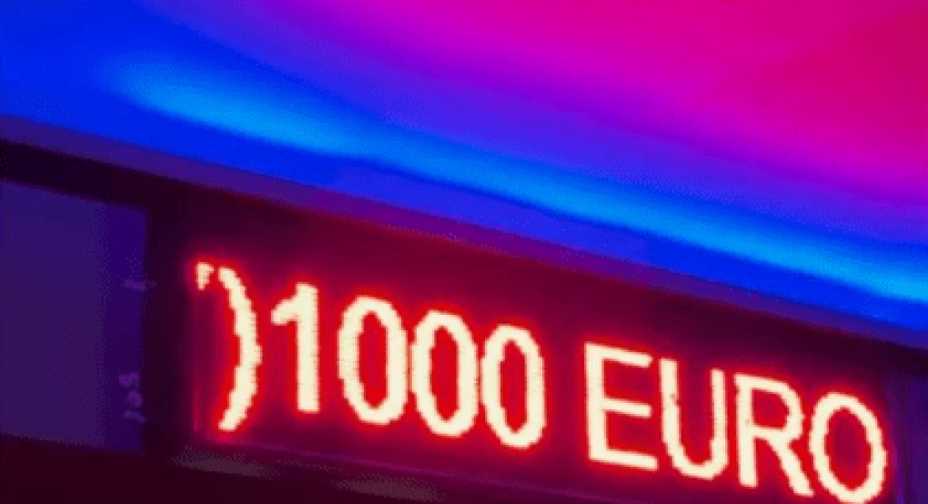 Έντεκα συλλήψεις για παράνομο καζίνο στην Αθήνα Έντεκα συλλήψεις για παράνομο καζίνο στην Αθήνα