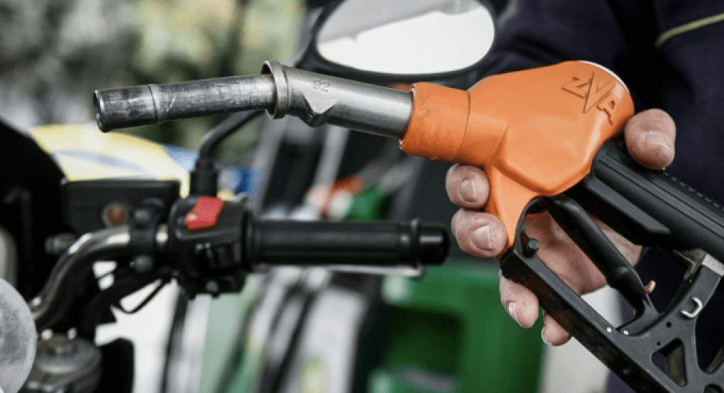Ανησυχία για την τιμή της βενζίνης - Δεν αποκλείεται να «εκτιναχτεί» στα 2,10 ευρώ το λίτρο το Πάσχα