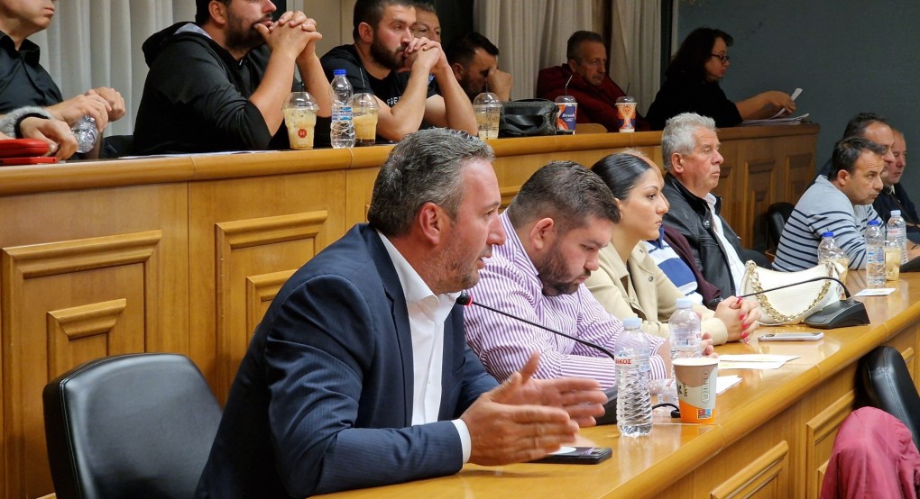 Χρήστος Μπάτσης: Αναρωτήθηκε ο Δήμαρχος που ζούμε Χρήστος Μπάτσης: Αναρωτήθηκε ο Δήμαρχος που ζούμε