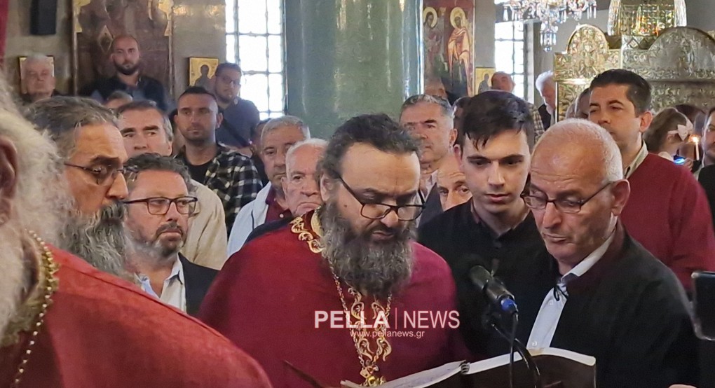 Η Αποκαθήλωση στα Γιαννιτσά (βίντεο) Η Αποκαθήλωση στα Γιαννιτσά (βίντεο)