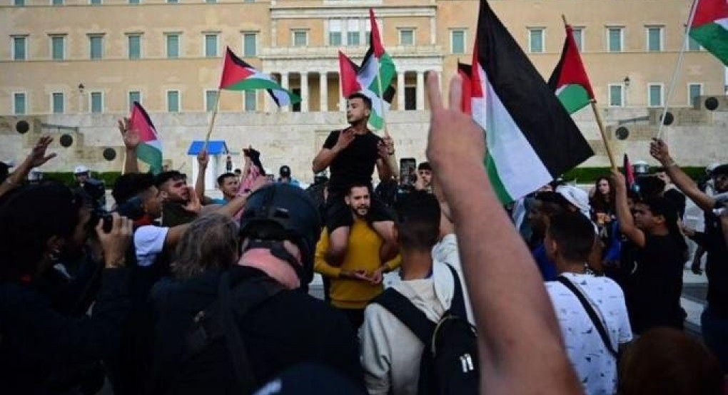 Διαδήλωση στο Σύνταγμα κατά του πολέμου Ισραήλ – Χαμάς στη Γάζα