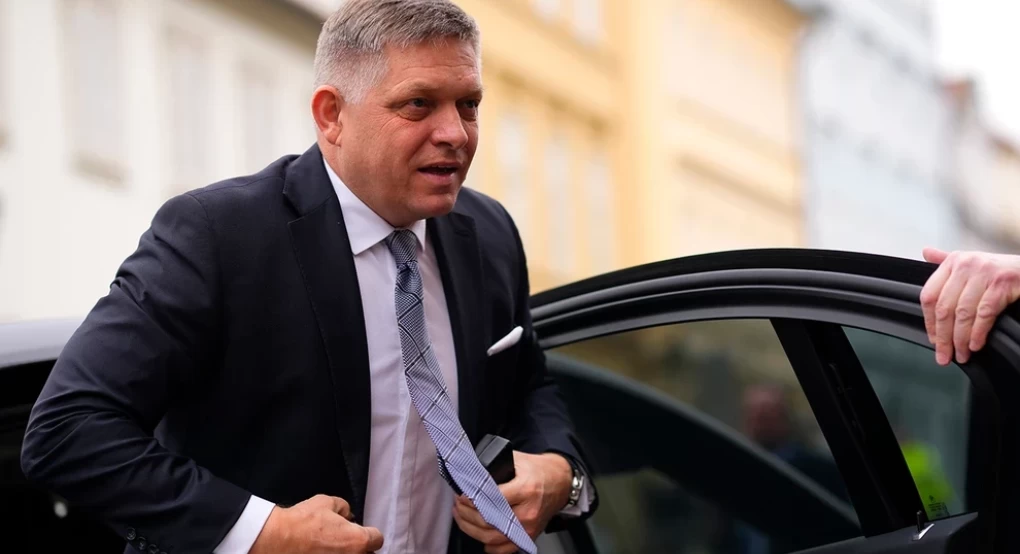 Μεταξύ ζωής και θανάτου ο πρωθυπουργός Φίτσο μετά την απόπειρα δολοφονίας του, δήλωσε ο Ορμπάν Μεταξύ ζωής και θανάτου ο πρωθυπουργός Φίτσο μετά την απόπειρα δολοφονίας του, δήλωσε ο Ορμπάν