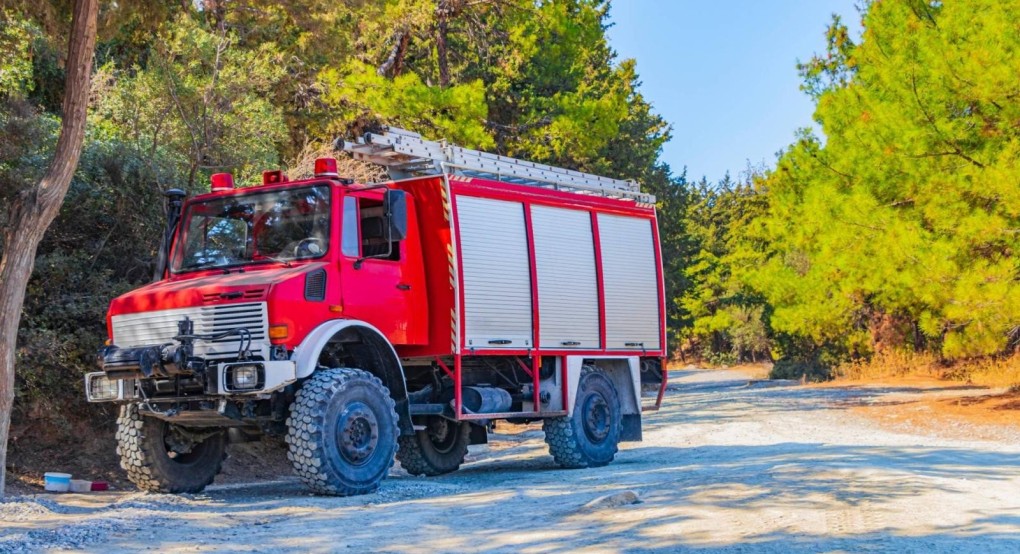 Τέλος για τα ένδοξα πυροσβεστικά οχήματα της Ελλάδας -Πωλούνται από μόλις 80 ευρώ Τέλος για τα ένδοξα πυροσβεστικά οχήματα της Ελλάδας -Πωλούνται από μόλις 80 ευρώ