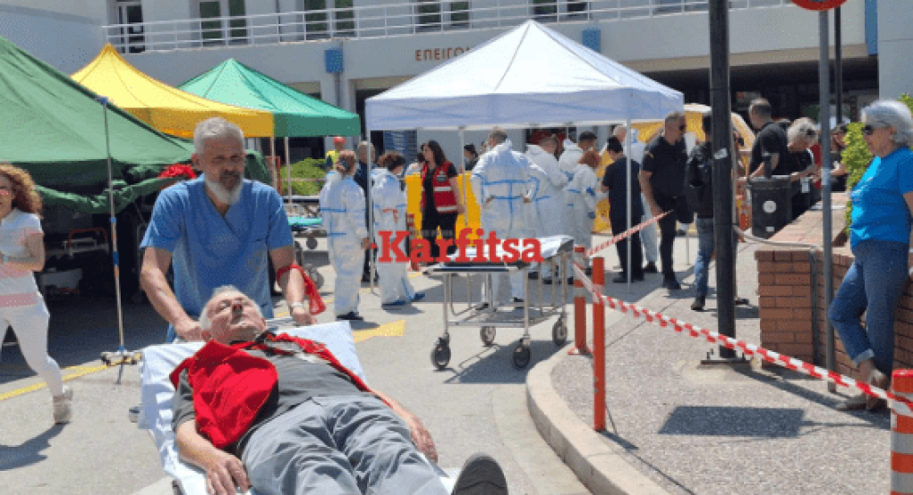 Θεσσαλονίκη: «Βιολογική απειλή στο Παπαγεωργίου» – Σε εφαρμογή το σχέδιο «Περσέας» για την επιχειρησιακή άσκηση (ΦΩΤΟ+Video) Θεσσαλονίκη: «Βιολογική απειλή στο Παπαγεωργίου» – Σε εφαρμογή το σχέδιο «Περσέας» για την επιχειρησιακή άσκηση (ΦΩΤΟ+Video)