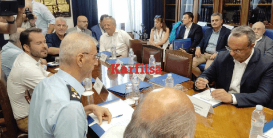 Flyover, μετρό και πυροπροστασία επί τάπητος στην ευρεία σύσκεψη του ΥΜΑΘ