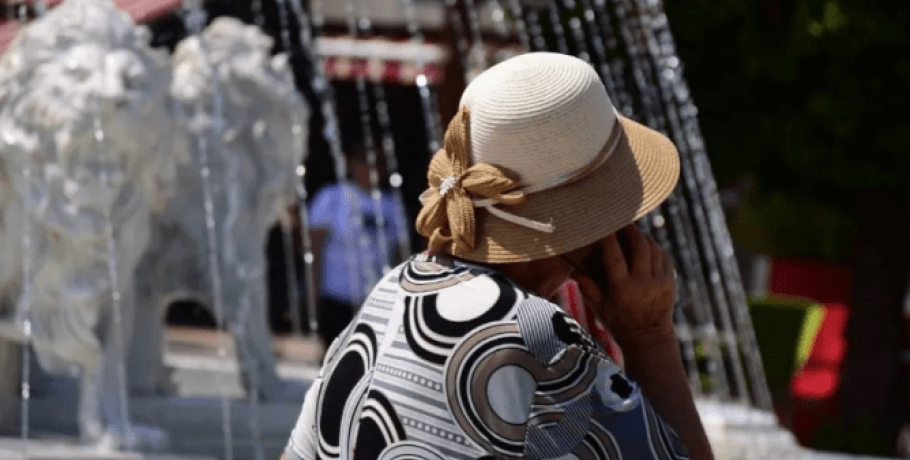 Ακραίος κίνδυνος θερμοπληξίας σε 13 περιοχές - Επίμονος καύσωνας