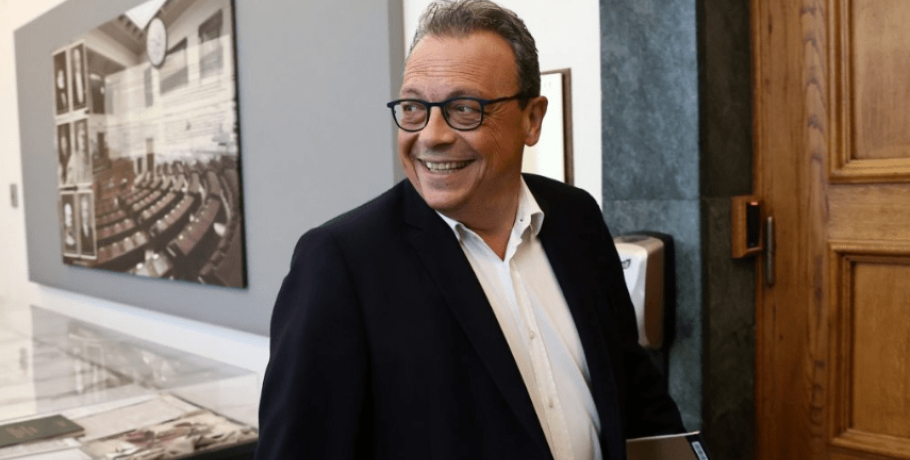 ΣΥΡΙΖΑ: Δεν παραιτείται ο Φάμελλος – Σε ψηφοφορία οι αλλαγές στην ΚΟ