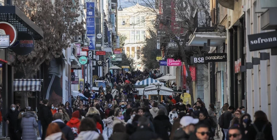 Το σχέδιο της κυβέρνησης με τις νέες μειώσεις φόρων έως το 2027