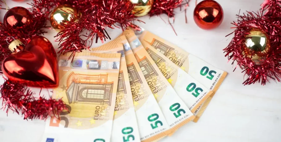 Οι ημερομηνίες πληρωμής συντάξεων για τον Ιανουάριο - Πότε πληρώνονται επιδόματα και δώρο Χριστουγέννων
