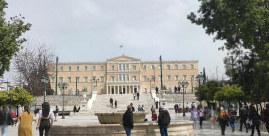 Αύξηση στα 10 δισ. του παγκόσμιου πληθυσμού έως τα τέλη του αιώνα – Μείωση στην Ευρώπη, τι αναμένεται για την Ελλάδα