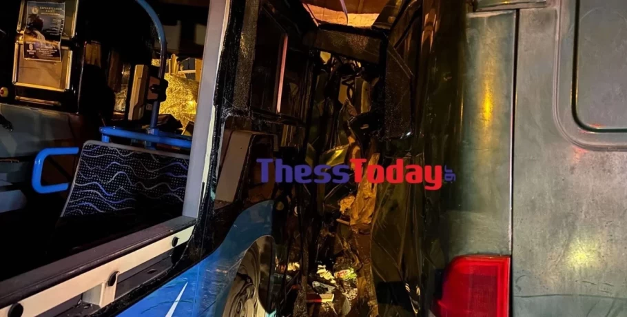 Tροχαίο-σοκ με λεωφορείο του ΟΑΣΘ στη Θεσσαλονίκη -Προσέκρουσε σε τοίχο και σε σταθμευμένο ΙΧ