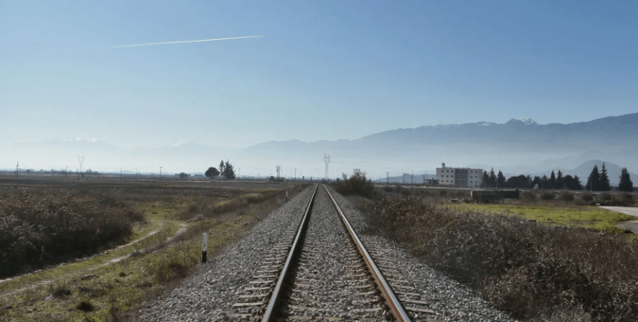 Σοβαρό εργατικό ατύχημα στον σιδηροδρομικό σταθμό της Σίνδου