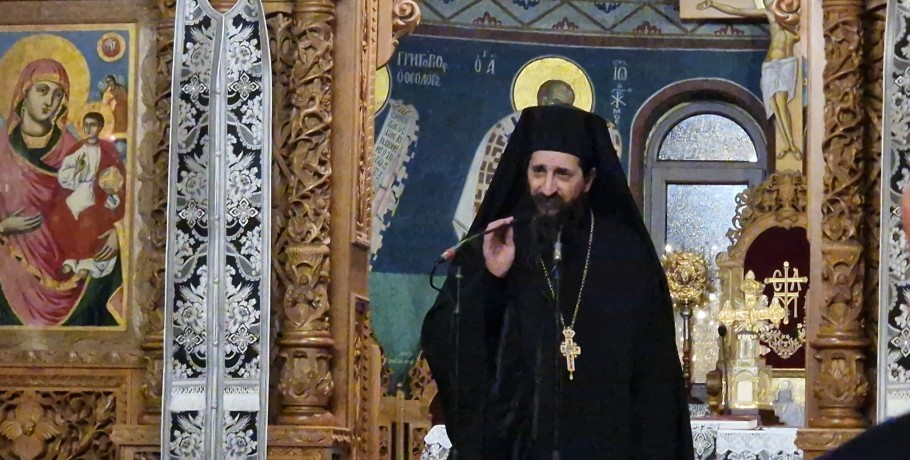 Ο πατήρ Παντελεήμων κήρυξε στον Άγιο Νίκανδρο Αριδαίας για την αρετή της ταπείνωσης της Παναγίας