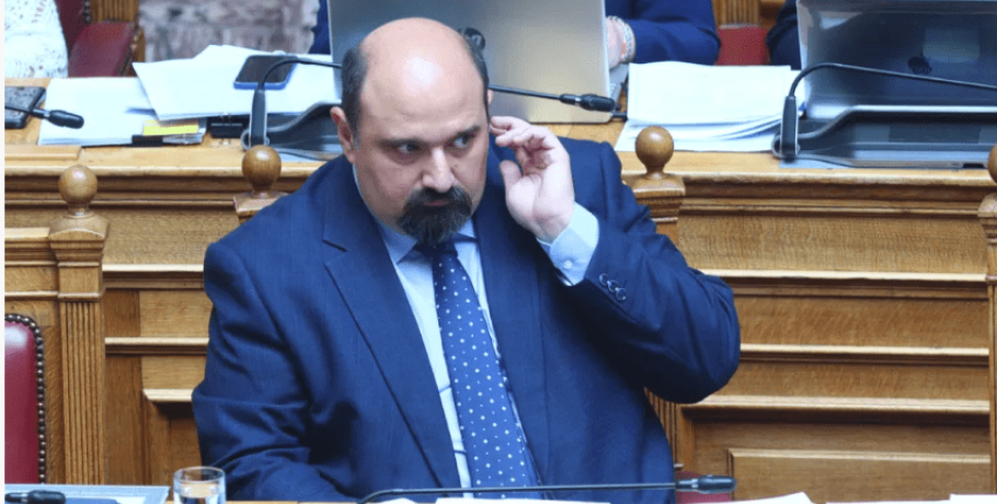 Ο Τριαντόπουλος ζητά να παραπεμφθεί στον φυσικό δικαστή