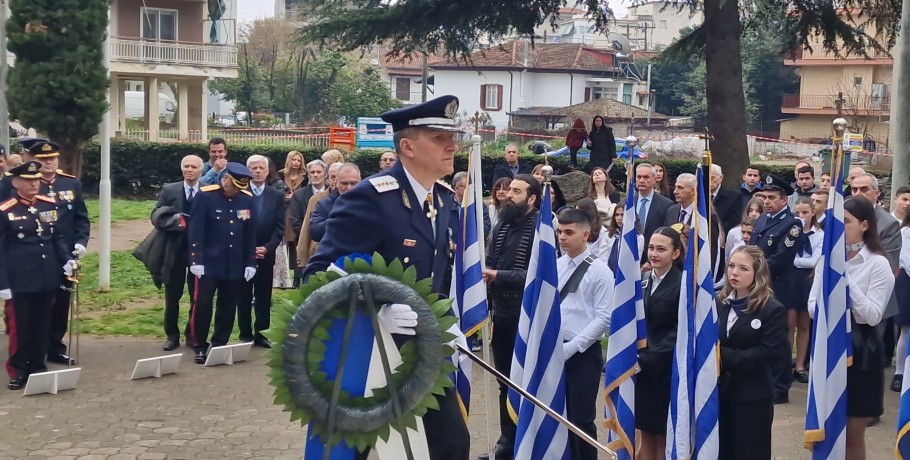 Ο νέος Αστυνομικός Διευθυντής Πέλλας Δημήτρης Γεωργίτσας στις εκδηλώσεις της 25ης Μαρτίου