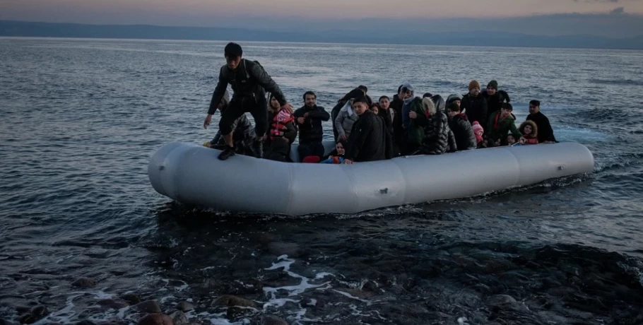 Δημοσκόπηση: Οι πολίτες επιθυμούν αποφασιστικά μέτρα στη διαχείριση της κρίσης και τη φύλαξη των συνόρων