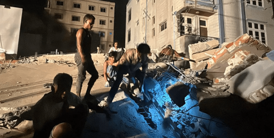 Αναζητούν σημάδια ζωής στα συντρίμμια - Πάνω από 1.600 νεκροί στη Μιανμάρ