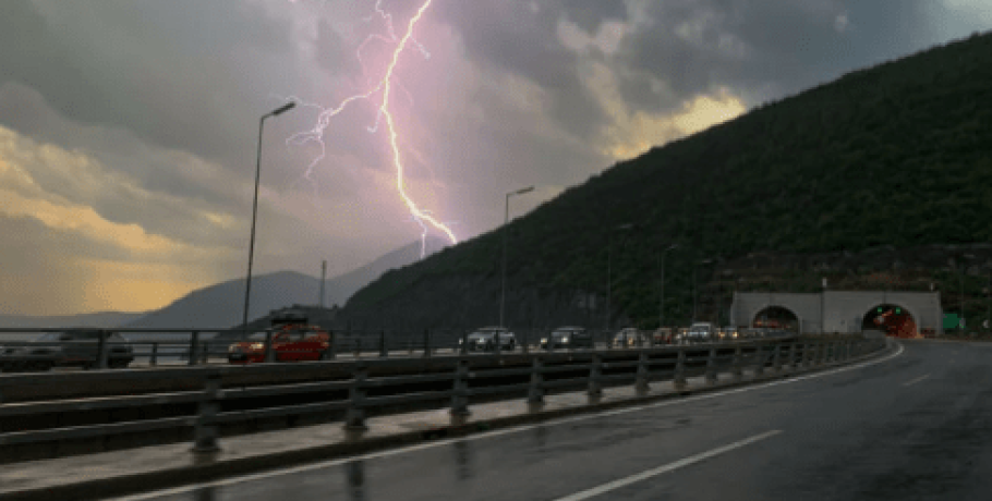 Θεσσαλονίκη: Κλειστές επαρχιακές οδοί σε Χαλκιδική και Βέροια