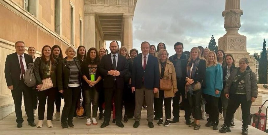 Επίσκεψη του 5ου Δημοτικού Σχολείου Γιαννιτσών στη Βουλή