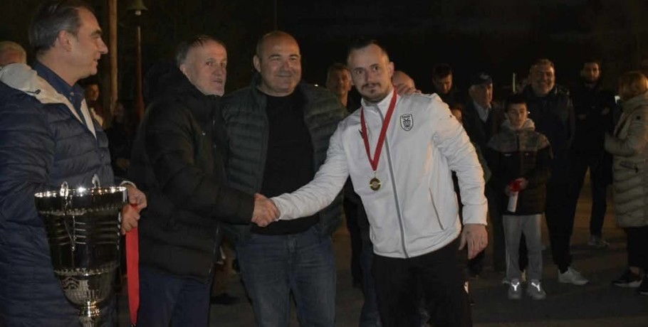 «Κάηκε» το Δυτικό για τον ΠΑΟΚ – Φιέστα ανόδου και πρωταθλήματος στην ΕΠΣ Πέλλας