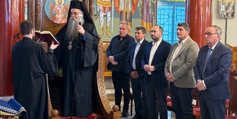Με κατάνυξη η Ακολουθία του Νυμφίου στην Καρυώτισσα – Παρουσία τοπικών αρχών και βουλευτών Πέλλας