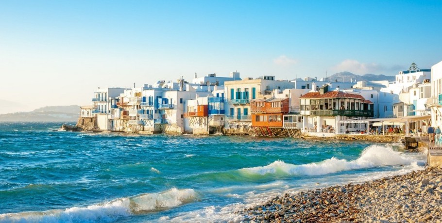 Μύκονος: Μυστήριο με θάνατο 69χρονου -Τον ξέβρασε η θάλασσα, τον βρήκε ο γιος του χωρίς ρούχα