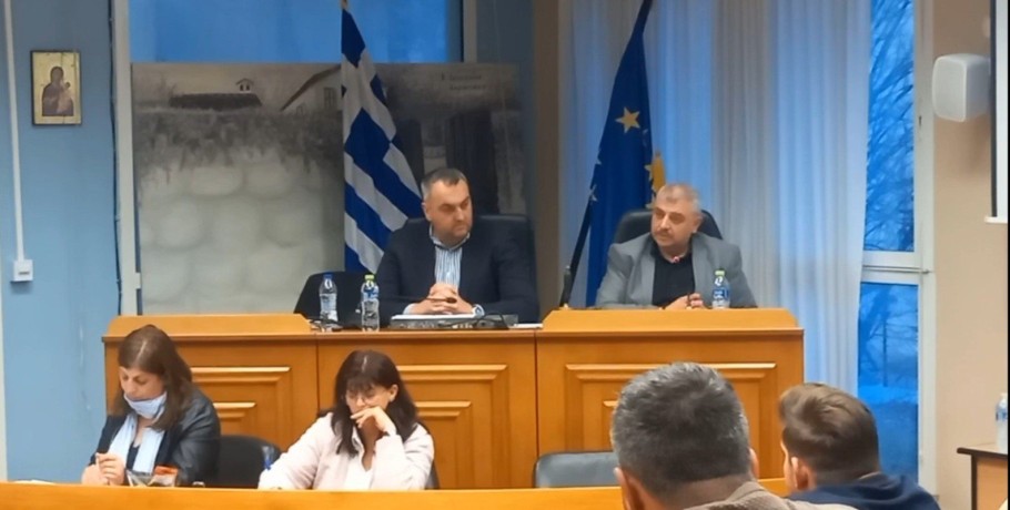 Νίκος Παρούτογλου: «Μας ικανοποιεί η αντιπολίτευση γιατί δεν βρίσκει νέα προβλήματα – Βάζουμε γερά θεμέλια στον Δήμο Αλμωπίας»