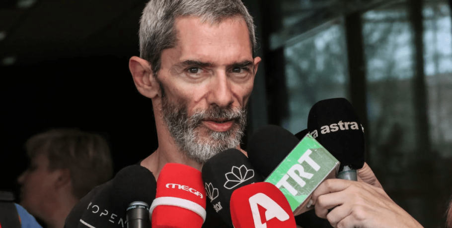 Μητέρα θύματος στα Τέμπη: «Μαζί μας πάντα και εκεί μόνον ο Κ. Λακαφώσης, ΑΝΘΡΩΠΟΣ»