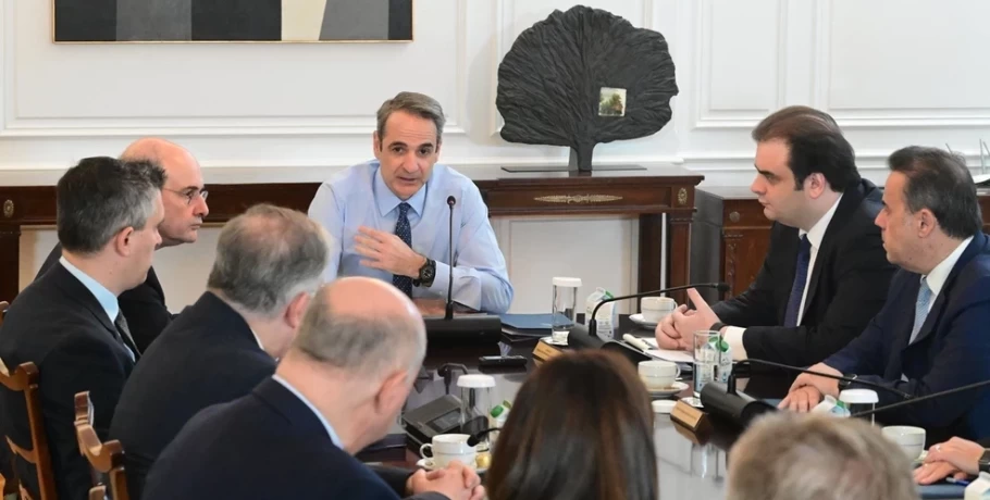 Ανησυχία από την κλιμάκωση του εμπορικού πολέμου του Τραμπ στην Κίνα – Ανοικτή γραμμή της Αθήνας με τις Βρυξέλλες