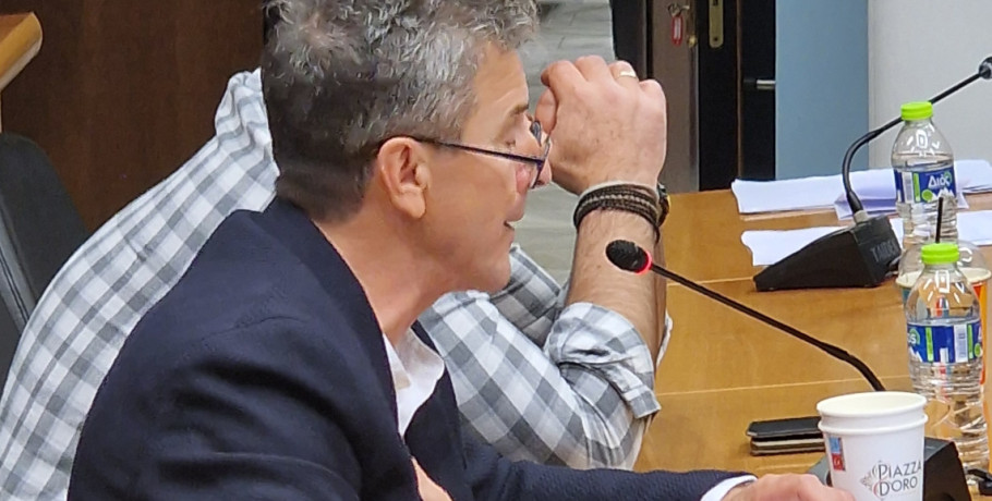 Αιχμές Μπίνου για τον Δήμαρχο Αλμωπίας: «Δεν καταλαβαίνουν οι πολίτες την καθαρεύουσα και την Αττική διάλεκτο»