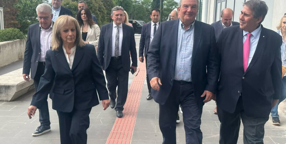 Συνάντηση Ιορδάνη Τζαμτζή με τον Κώστα Καραμανλή στην ΠΚΜ – Τον προσκάλεσε στην Πέλλα