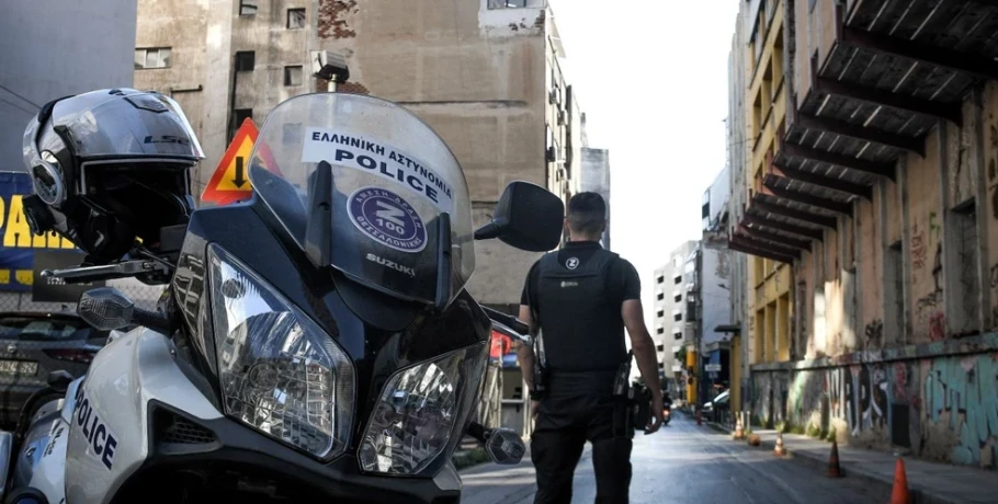 «Εθνικιστική Νεολαία Θεσσαλονίκης»: Πώς μια ακροδεξιά συμμορία στρατολογούσε ακόμη και μαθητές – Στον εισαγγελέα οι 28 συλληφθέντες