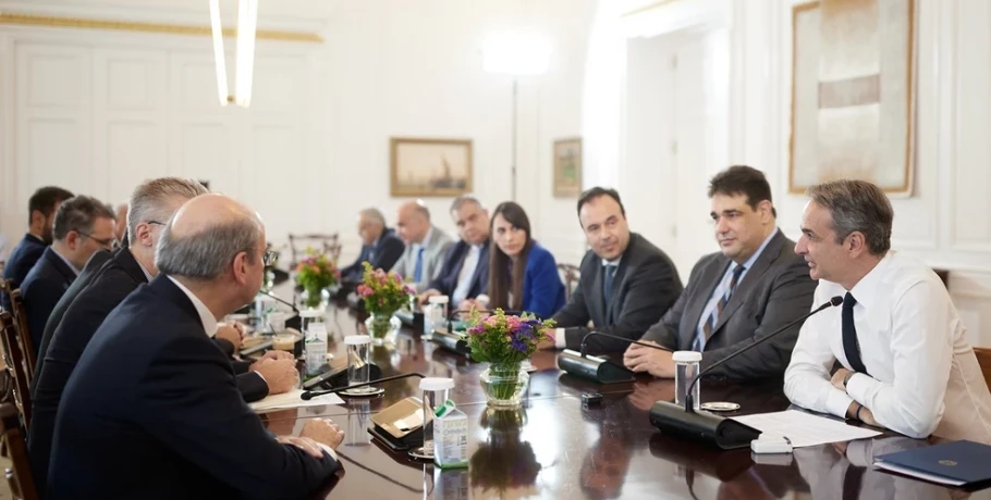 Σκληρή κυβερνητική γραμμή για την ασφάλεια στα πανεπιστήμια