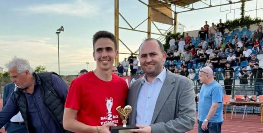 Βασίλης Πέλκας: Ο MVP του τελικού με δύο γκολ-σφραγίδα της νίκης