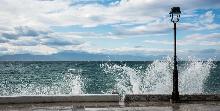 Τα δρομολόγια πλοίων που δεν θα γίνουν λόγω των κακών καιρικών συνθηκών