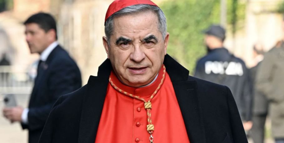Καταδικασμένος καρδινάλιος θέλει να συμμετάσχει στο κονκλάβιο για την εκλογή νέου Πάπα