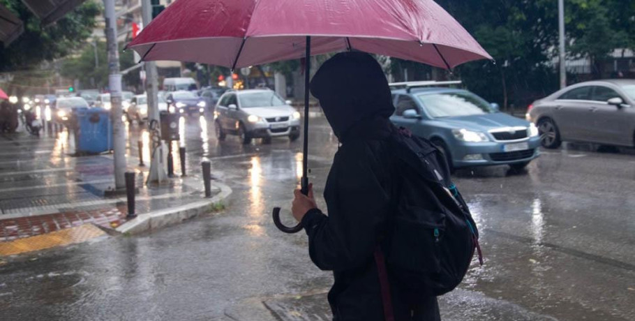 Καιρός: Βροχές, καταιγίδες και χαλάζι σε 7 περιοχές σήμερα