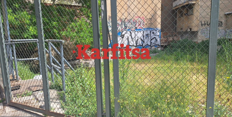 Θεσσαλονίκη: «Ζούγκλα» ο αρχαιολογικός χώρος του Ναού της Αφροδίτης – Αναξιοποίητο στο «σκοτάδι» το μνημείο(ΦΩΤΟ+Video)