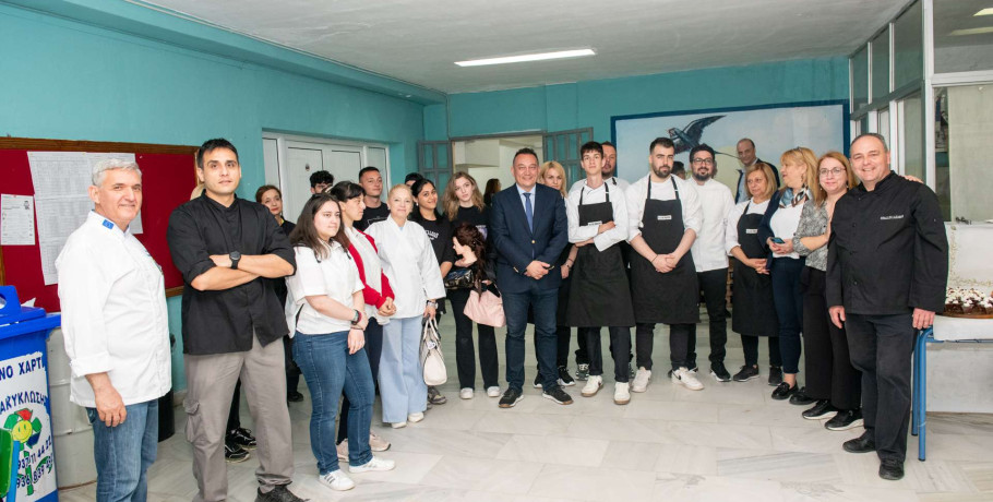 Ο Υφυπουργός Παιδείας Βλάσης Κωνσταντίνος επισκέφτηκε τη Σχολή Ανώτερης Επαγγελματικής Κατάρτισης στην Έδεσσα