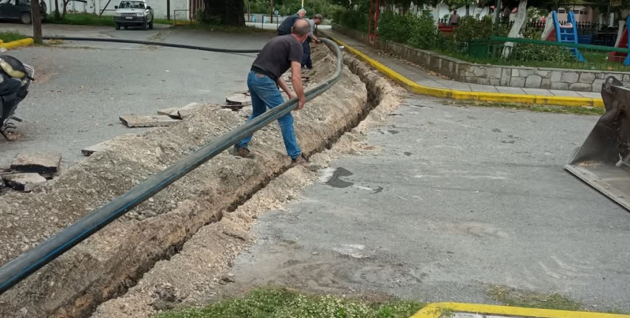 Αντικατάσταση κεντρικού αγωγού ύδρευσης στη Δορωθέα: Ένα σημαντικό έργο της ΔΕΥΑΑ