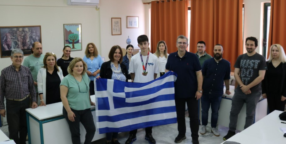 Υποδοχή του Παγκόσμιου Πρωταθλητή Ταεκβοντό Φωτίου Αθανάσιο από το 3ο Γυμνάσιο Γιαννιτσών