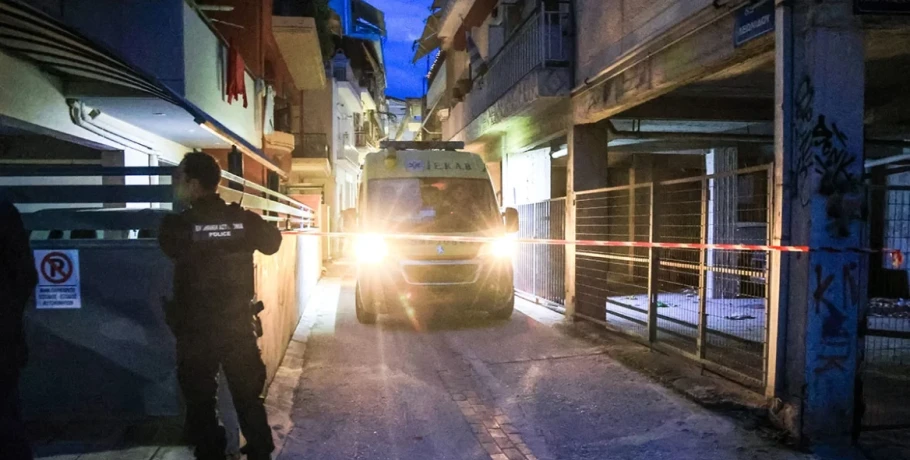 Έγκλημα στη Λάρισα: «Με πήρε και μου είπε να τον βοηθήσω να πετάξει κάτι μπάζα» - Η ομολογία του ξάδερφου του 21χρονου