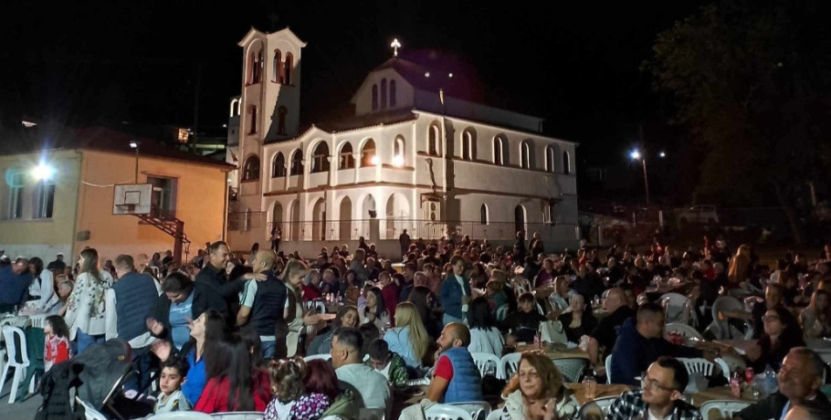Πανηγύρι στο Θεοδωράκι Αλμωπίας: Μια βραδιά γεμάτη φίλους και παράδοση
